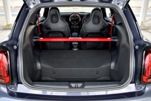 Mini John Cooper Works GP 2020 года  (JP)